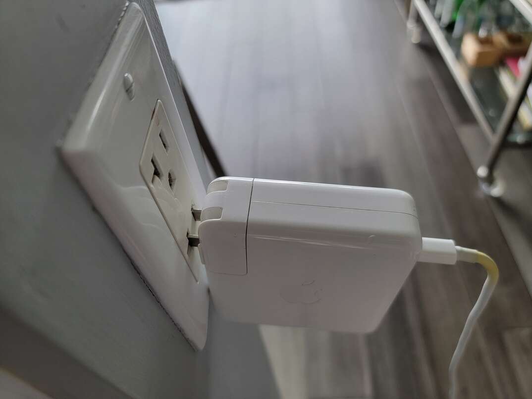 Converting an Outlet into a Switched Outlet - No Electrician Required - Old  Town Home