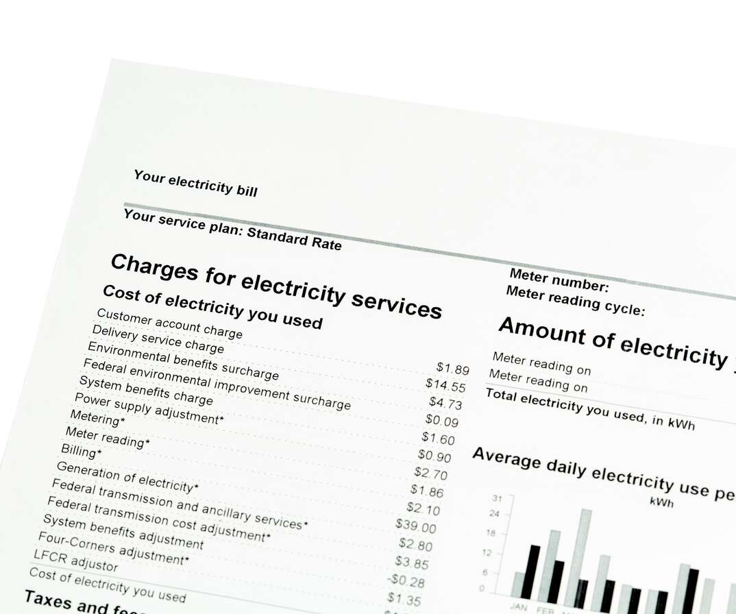 a recent electrical bill is displayed showing a bar graph of kilowatt usage