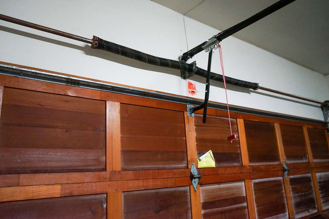 do garage door springs need lubrication