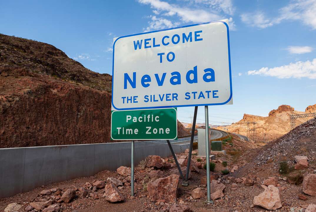 Welcome to Nevada and the Pacific Time Zone Road Sign