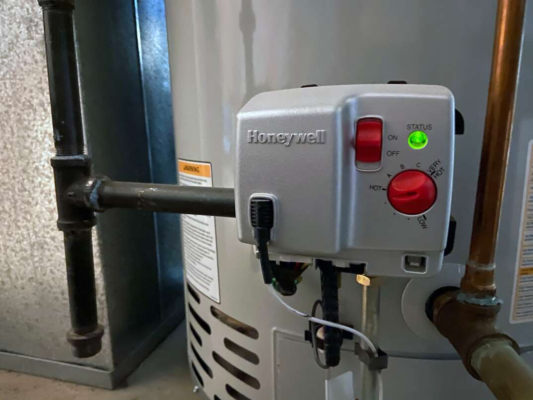 How to Test a Water Heater Element | HomeServe USA