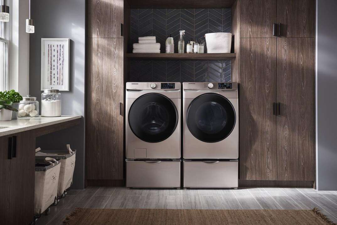 Samsung smart clothes washer dryer