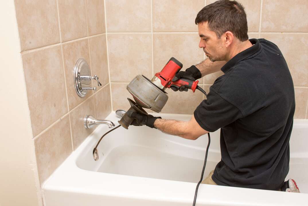 3 Effective Ways to Get Hair Out of a Bathtub Drain