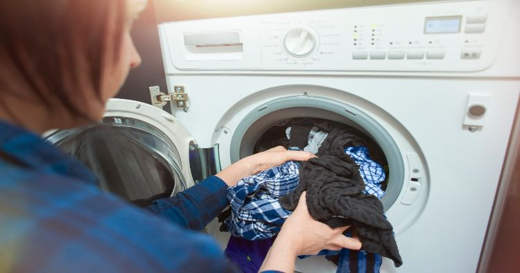 unloading washing machine