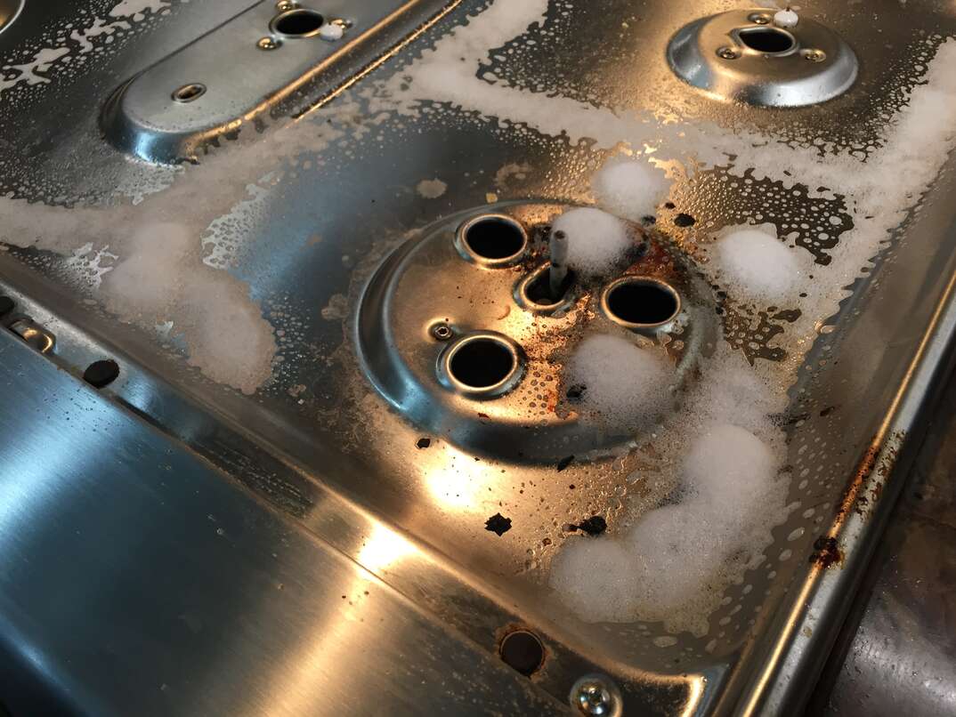 GE oven and stovetop detail