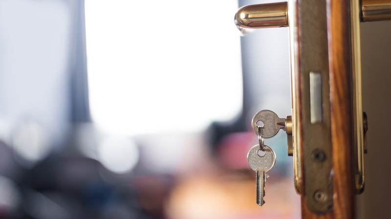 Keys from room hotel on the door