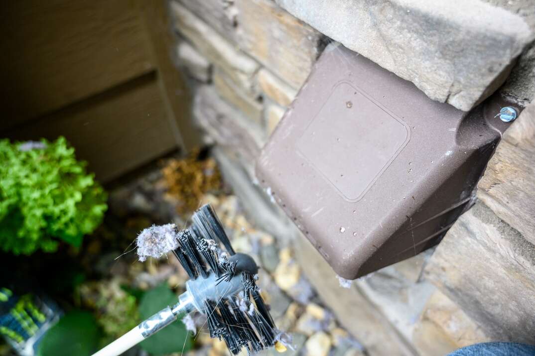 cleaning an exterior vent