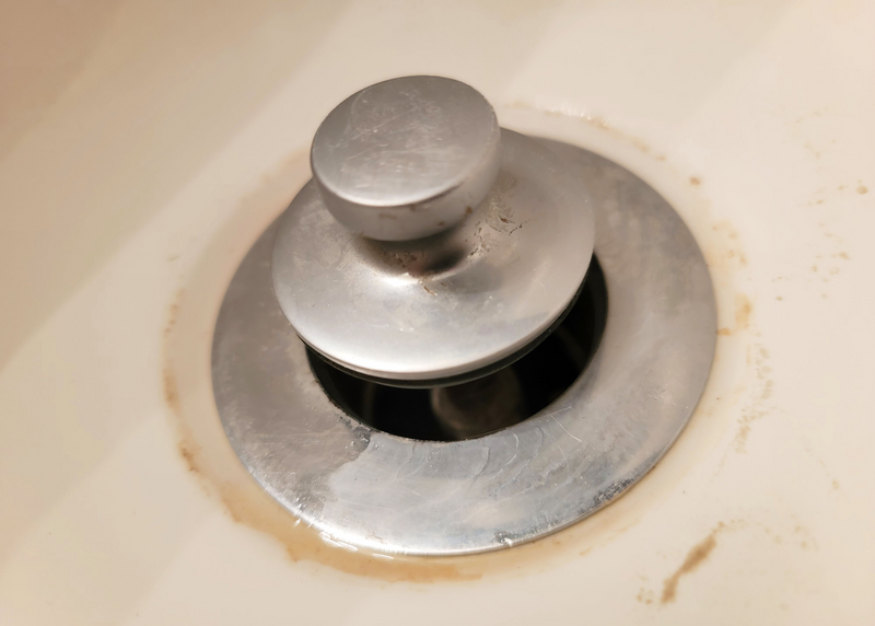 how to unclog a bathtub drain process